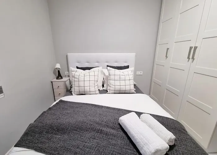 Vibescoruna - Angel 72 * A Coruna